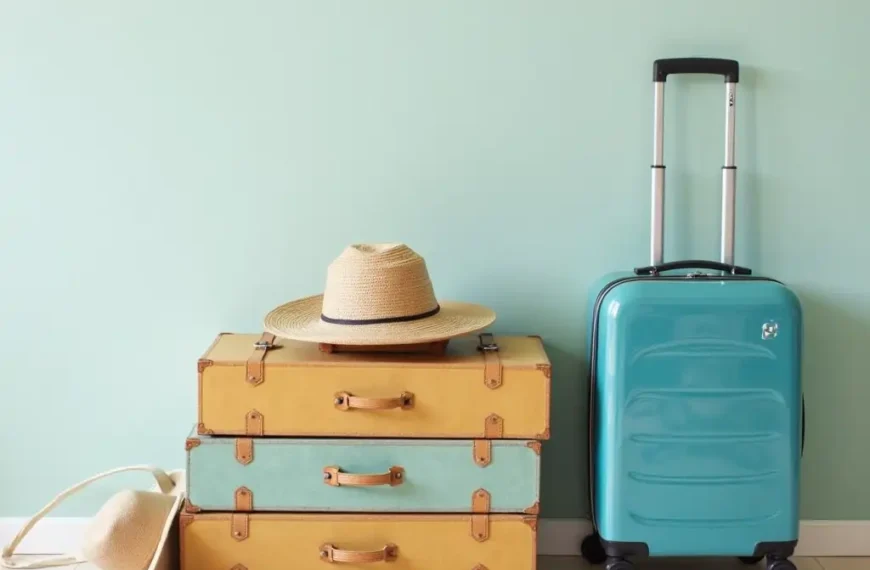 Smart Tips for Light Packing on Vacations